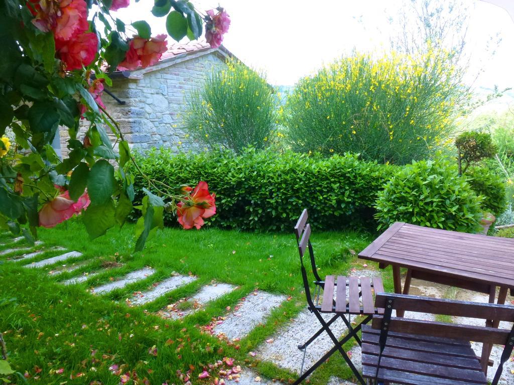 Casarciccia Guest House Тоди Стая снимка