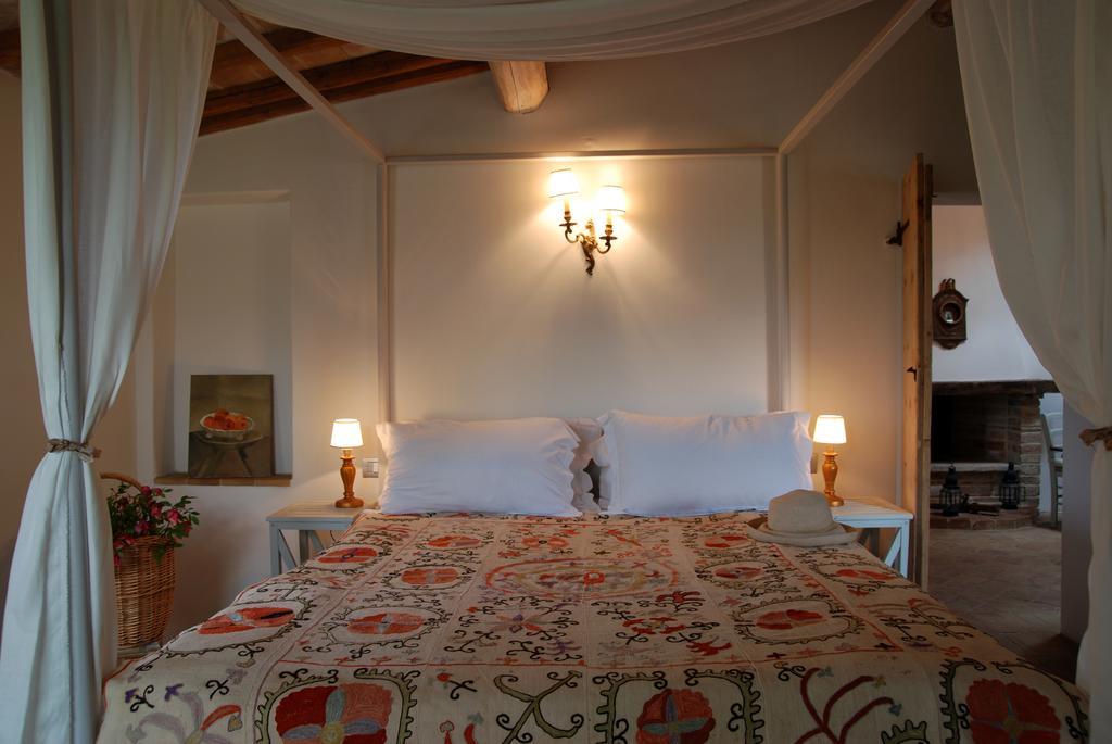 Casarciccia Guest House Тоди Стая снимка