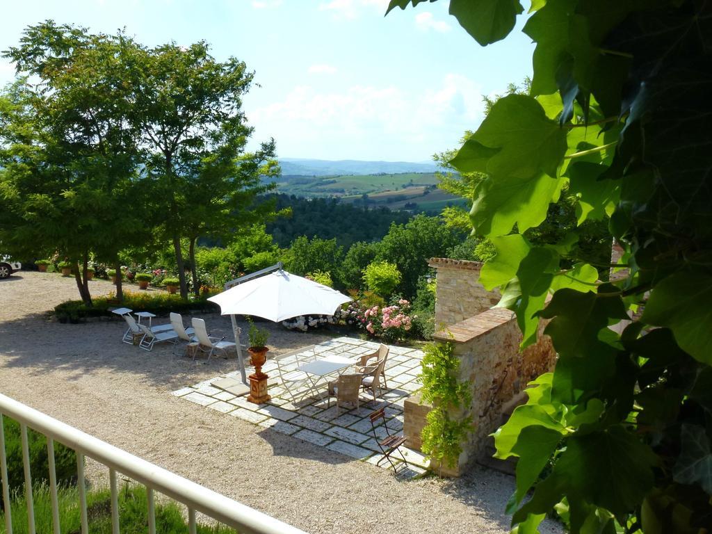 Casarciccia Guest House Тоди Екстериор снимка