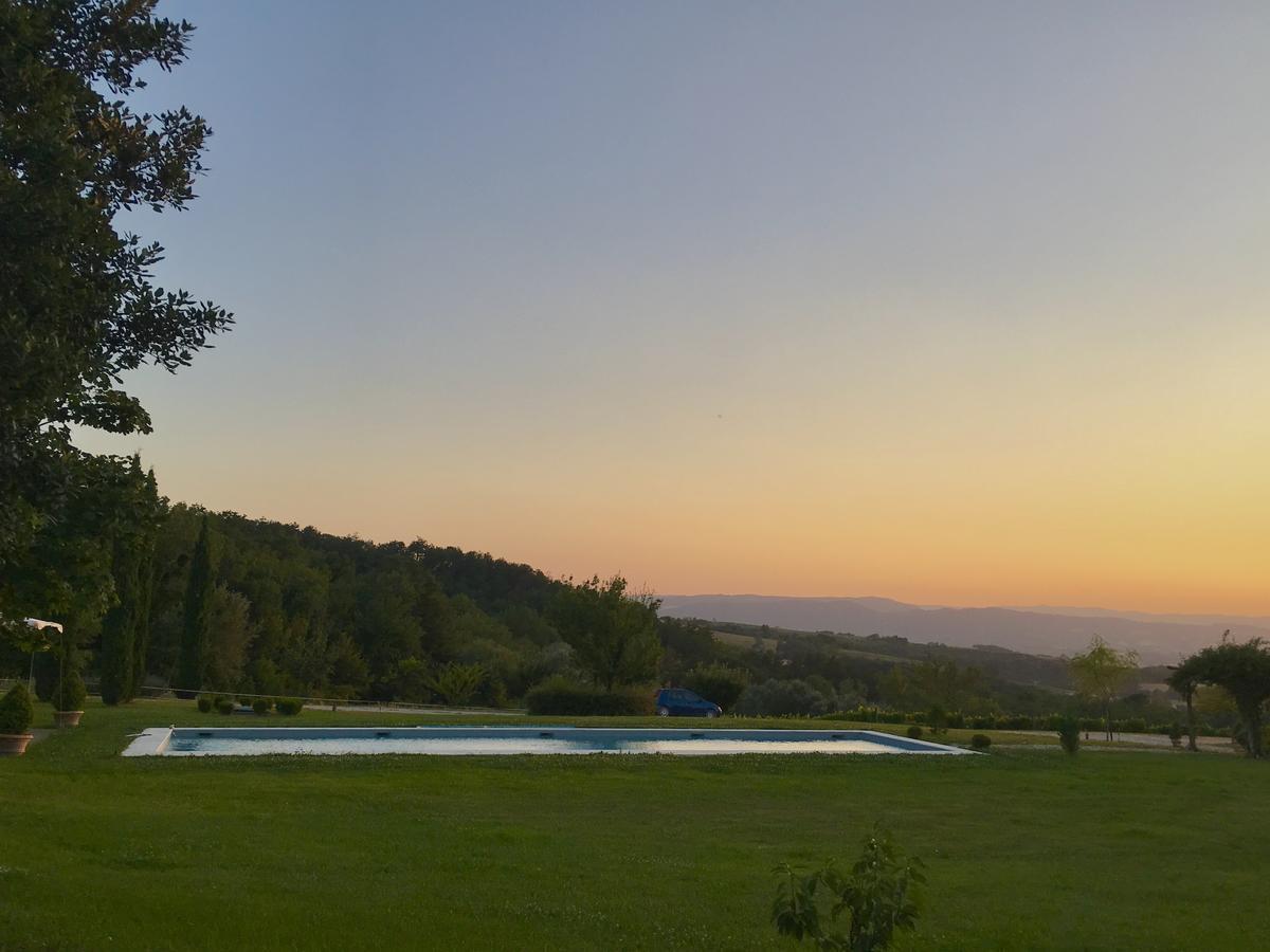 Casarciccia Guest House Тоди Екстериор снимка